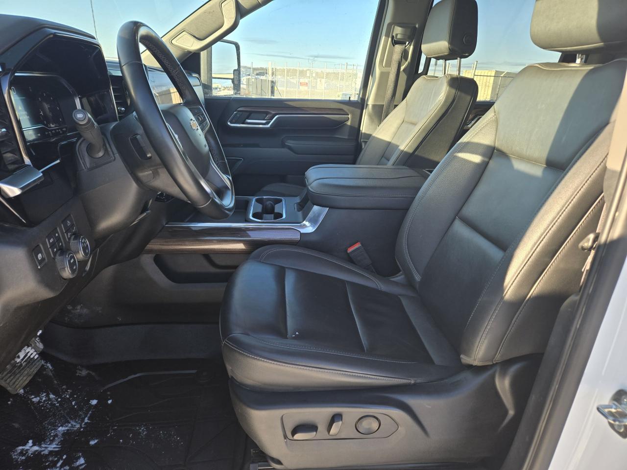 2024 Chevrolet 2500HD LT - Photo #7