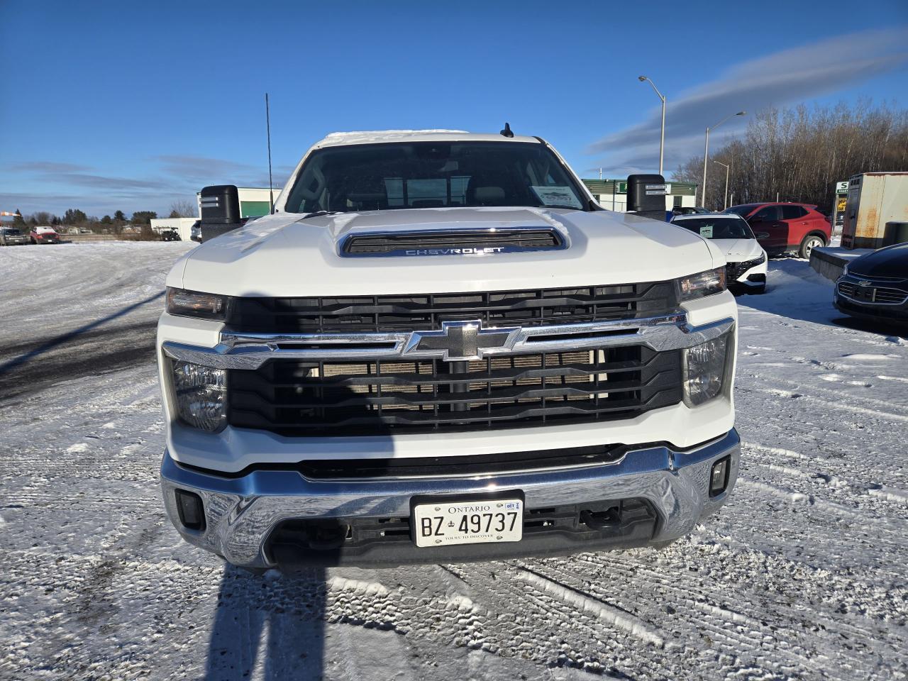 2024 Chevrolet 2500HD LT - Photo #2