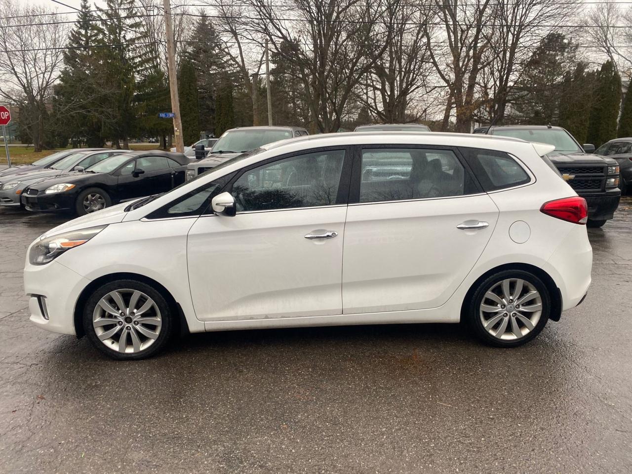 2015 Kia Rondo EX LUXURY Photo3