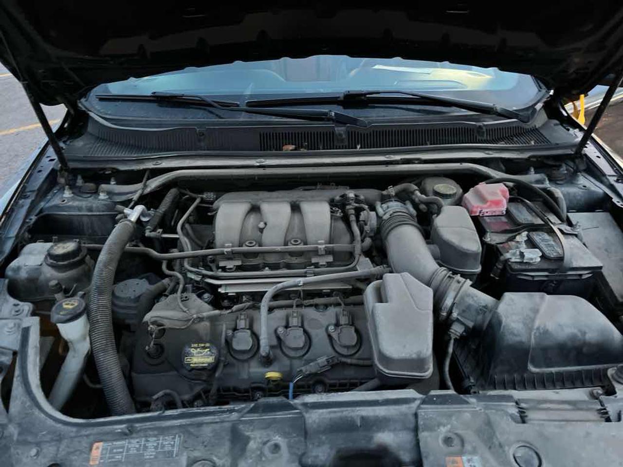 2013 Ford Taurus SEL Photo
