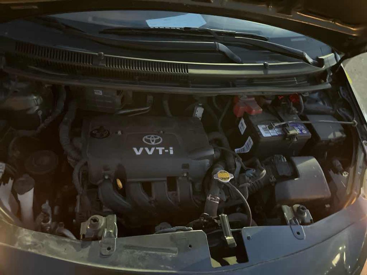 2010 Toyota Yaris  Photo