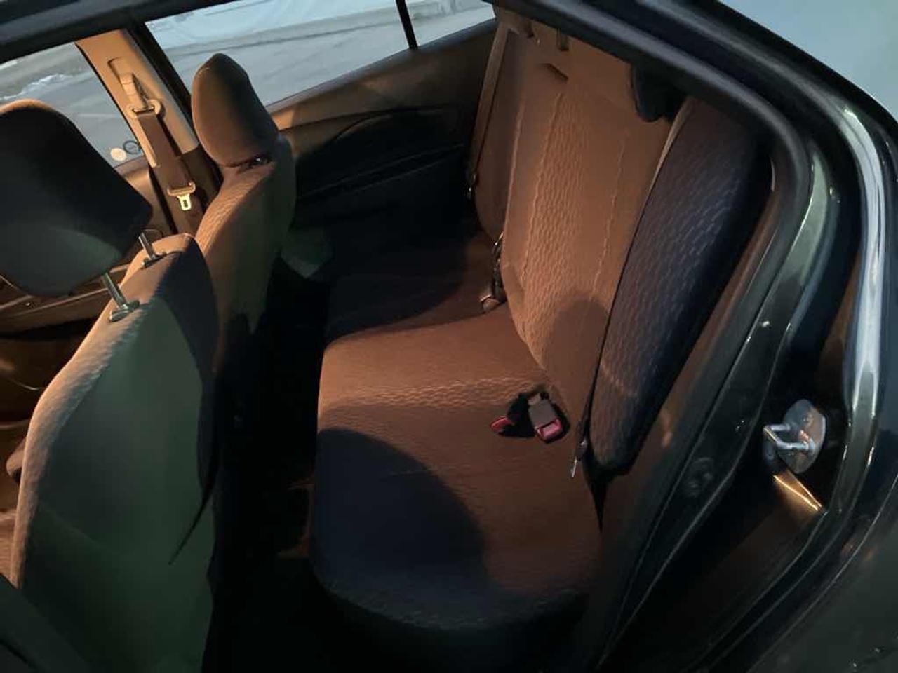 2010 Toyota Yaris  Photo