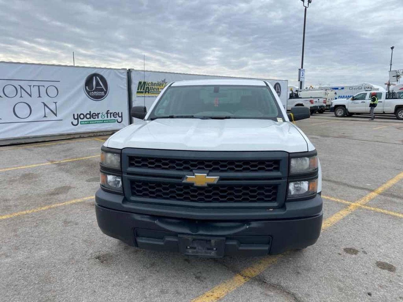 2014 Chevrolet Silverado 1500  - Photo #2