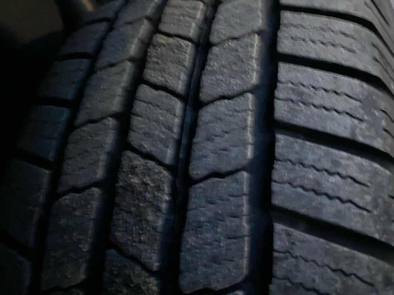 2015 GMC Terrain SLE - Photo #24