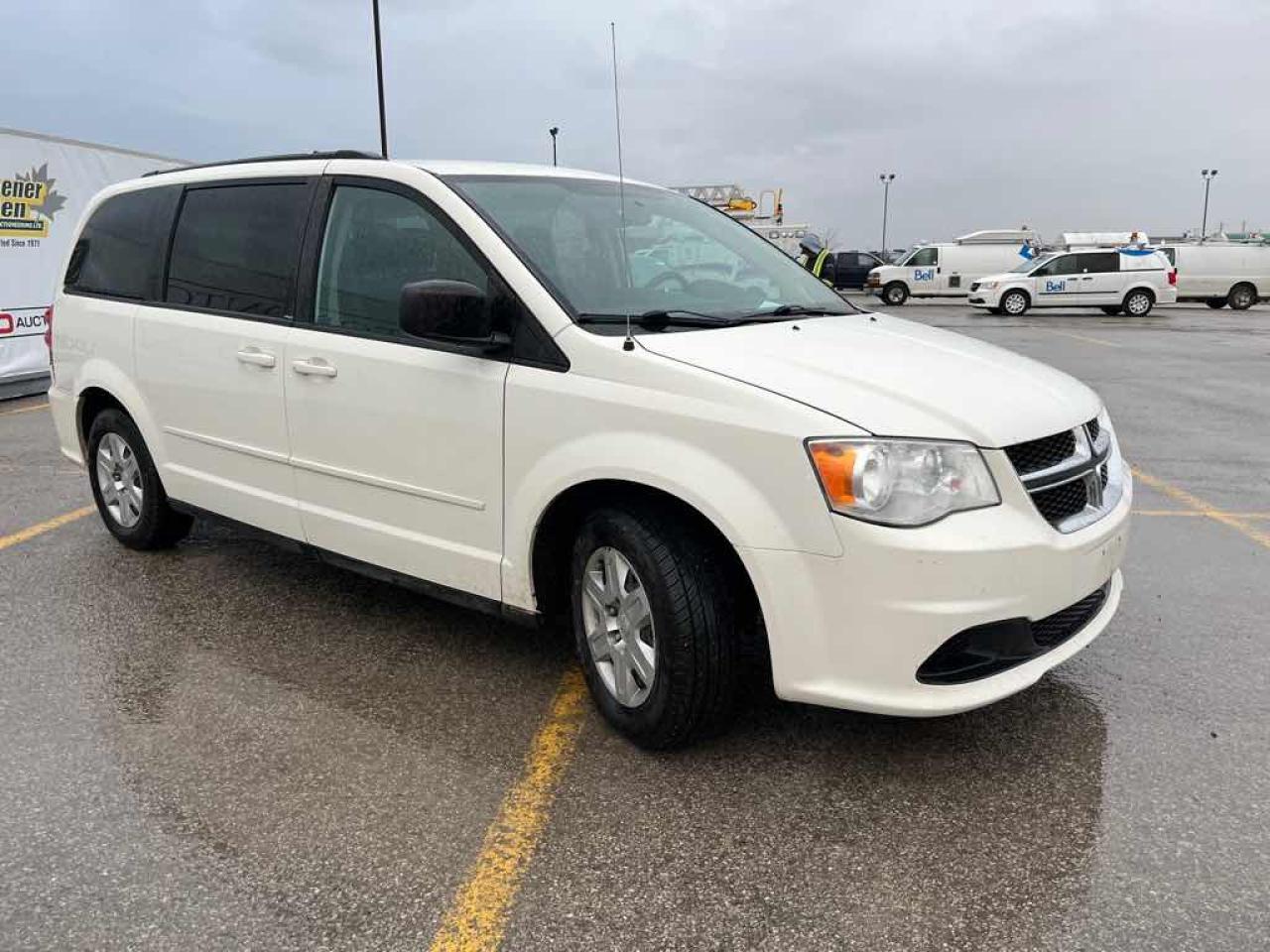 2012 Dodge Grand Caravan SE - Photo #3