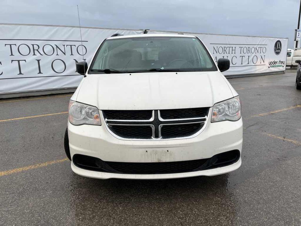 2012 Dodge Grand Caravan SE - Photo #2