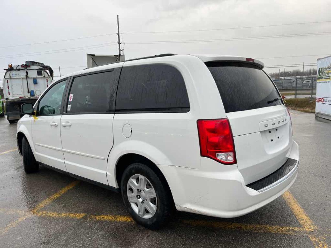 2012 Dodge Grand Caravan SE - Photo #6