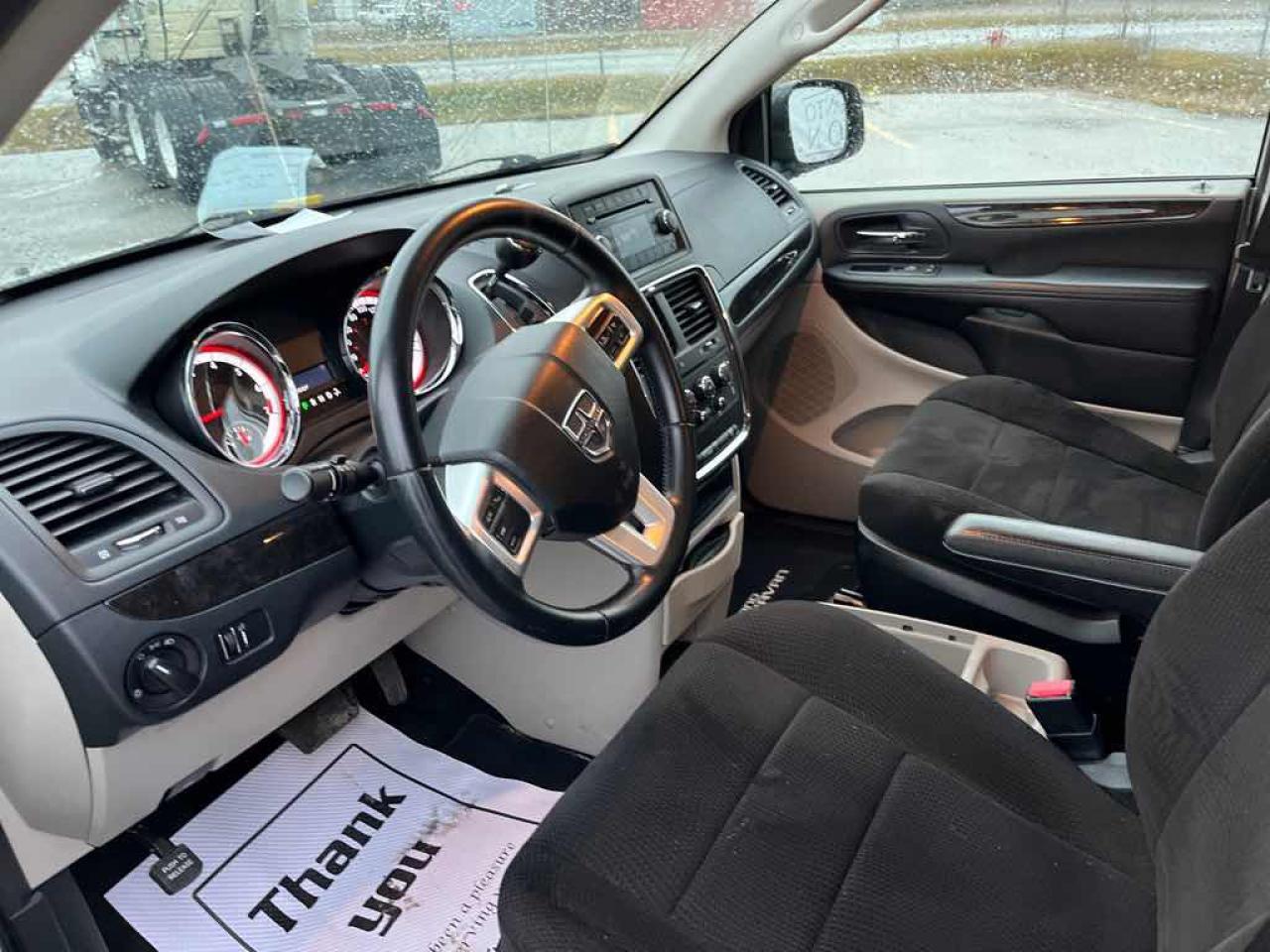 2012 Dodge Grand Caravan SE - Photo #8