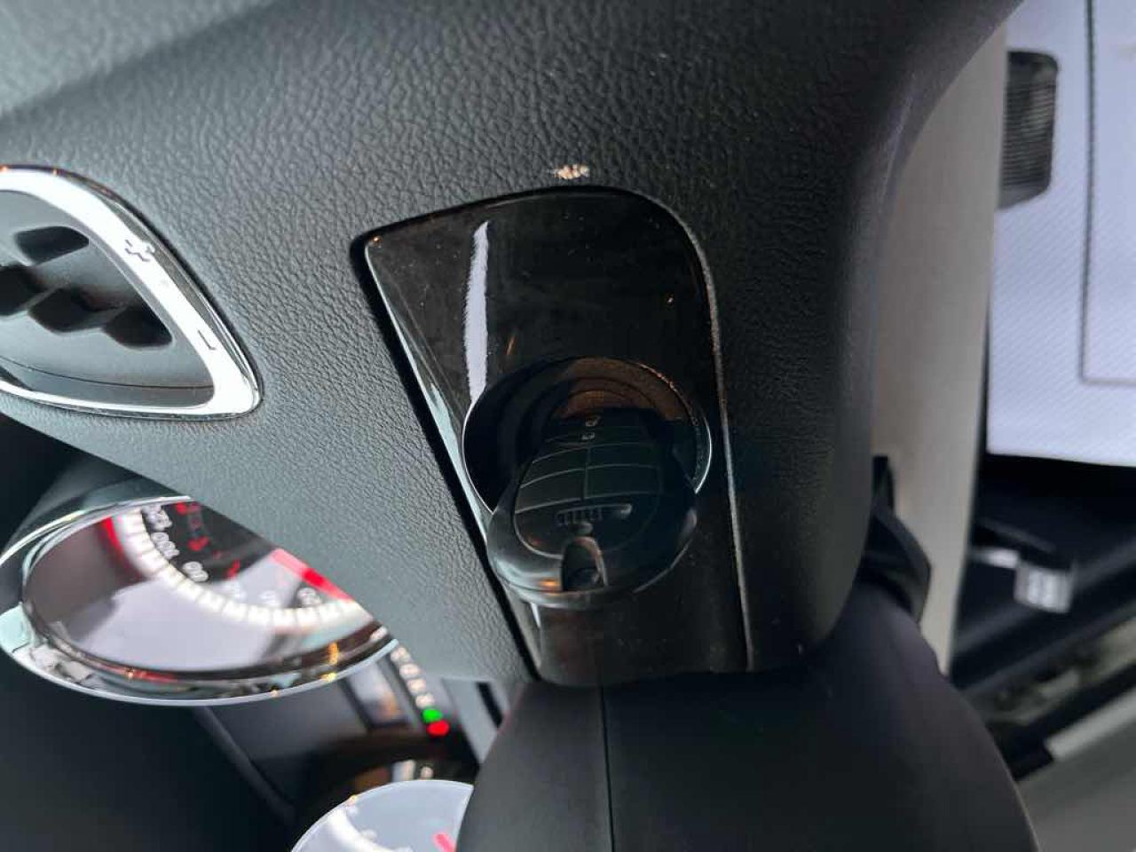 2012 Dodge Grand Caravan SE - Photo #11