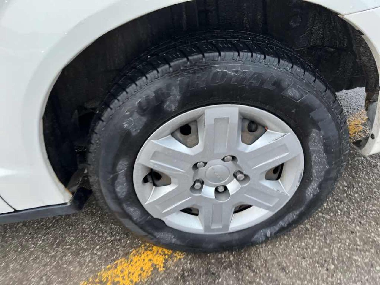 2012 Dodge Grand Caravan SE - Photo #15