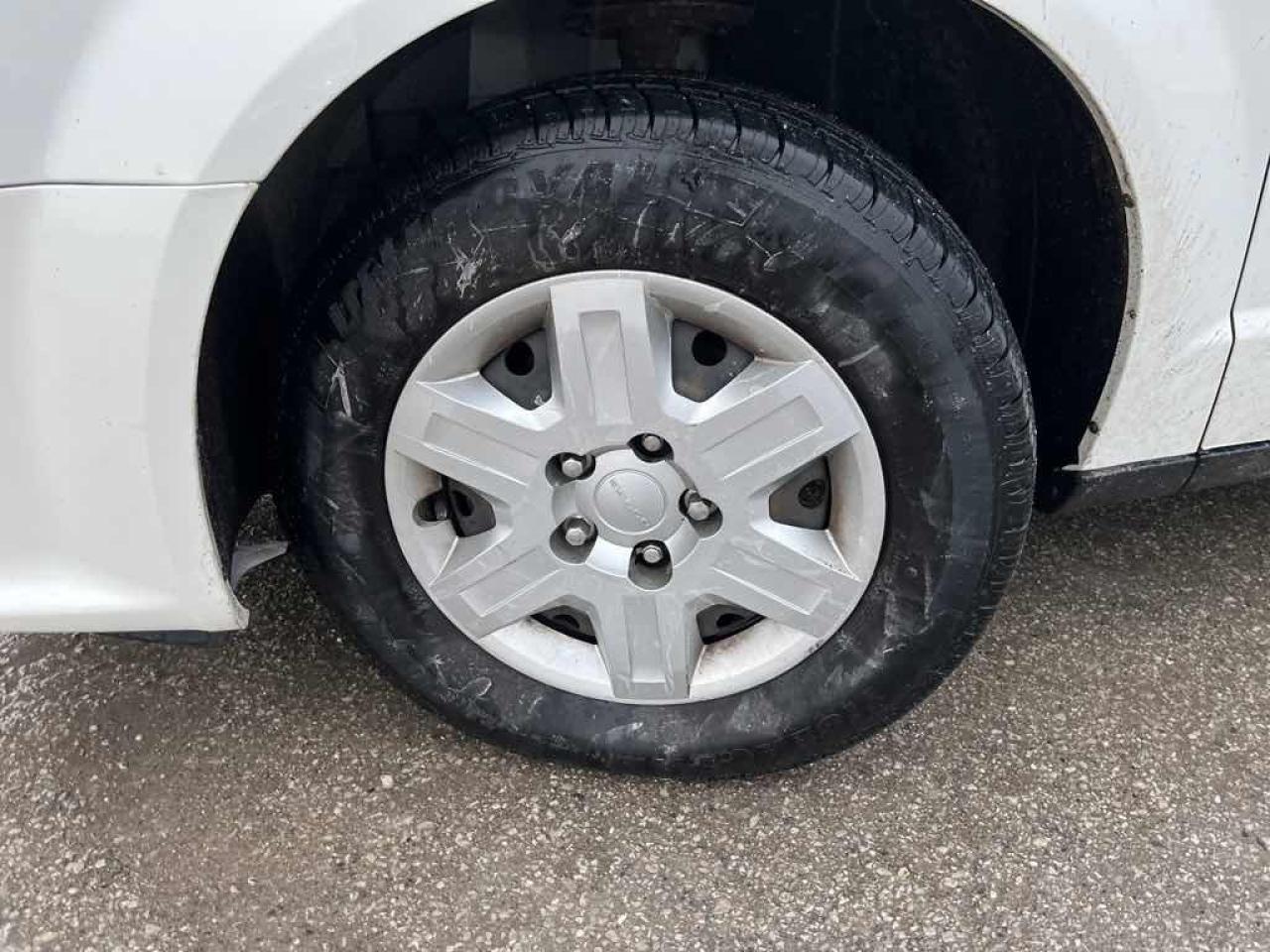 2012 Dodge Grand Caravan SE - Photo #14