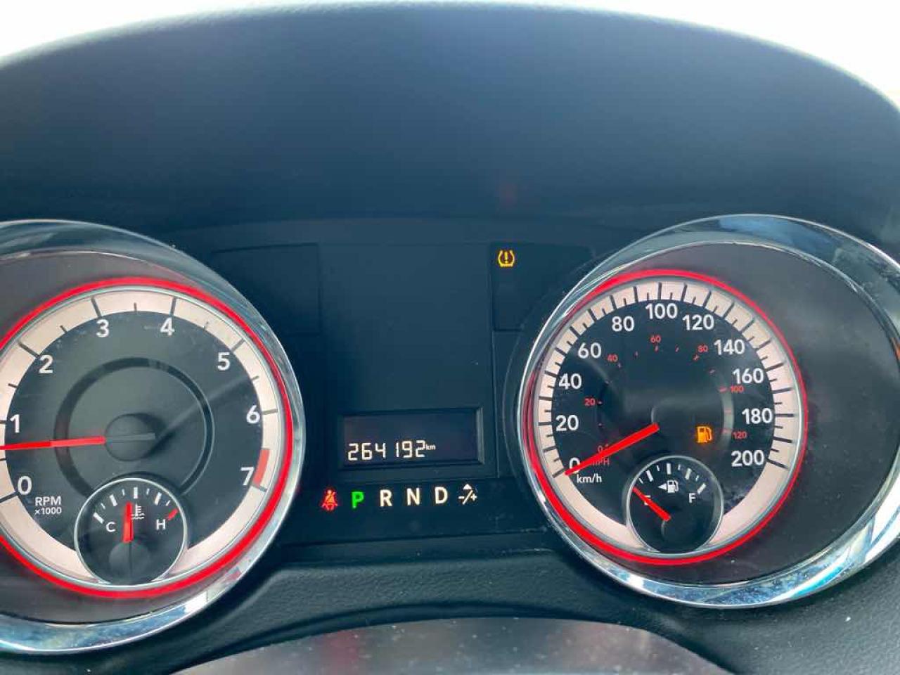 2016 Dodge Grand Caravan SE - Photo #9