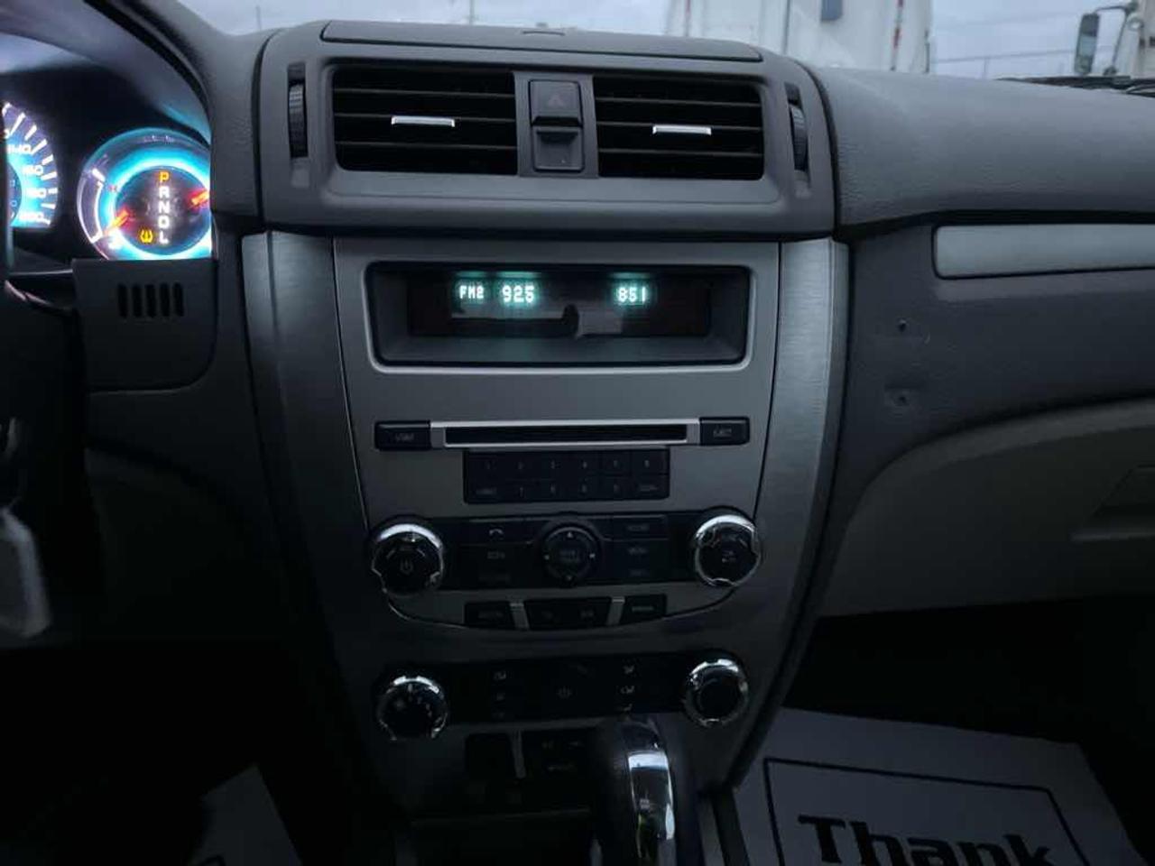 2012 Ford Fusion SE Photo