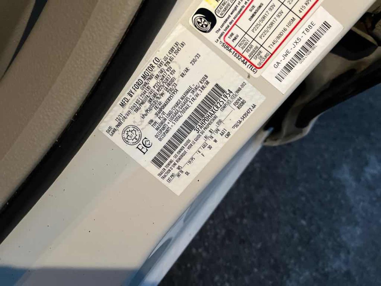 2012 Ford Fusion SE - Photo #13