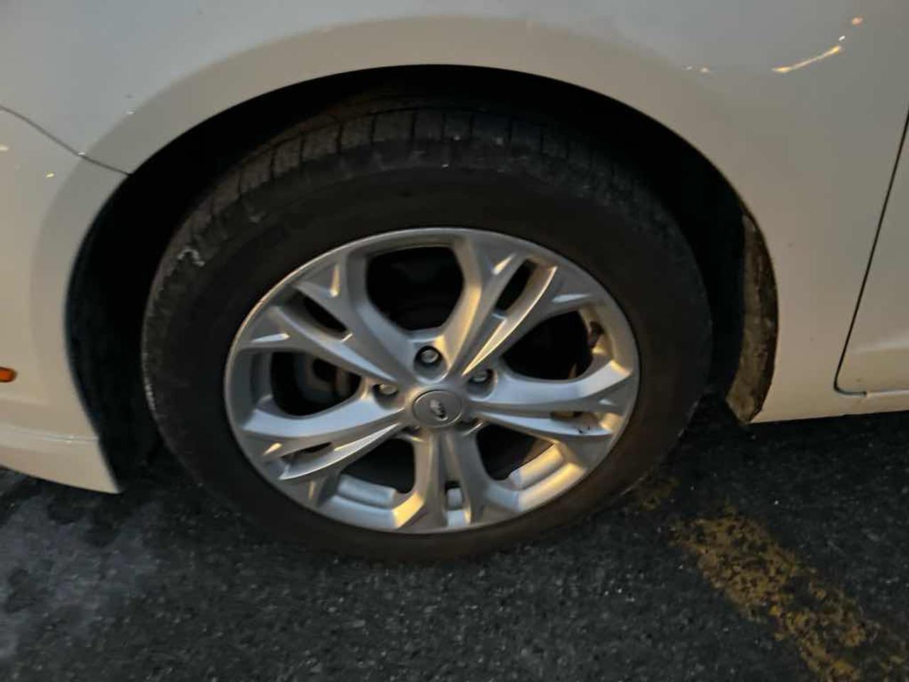 2012 Ford Fusion SE Photo