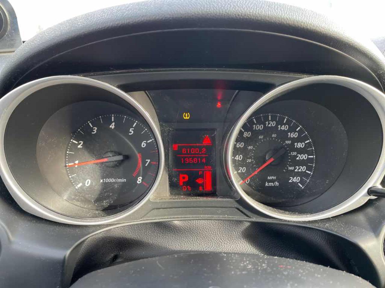 2013 Mitsubishi RVR SE - Photo #9