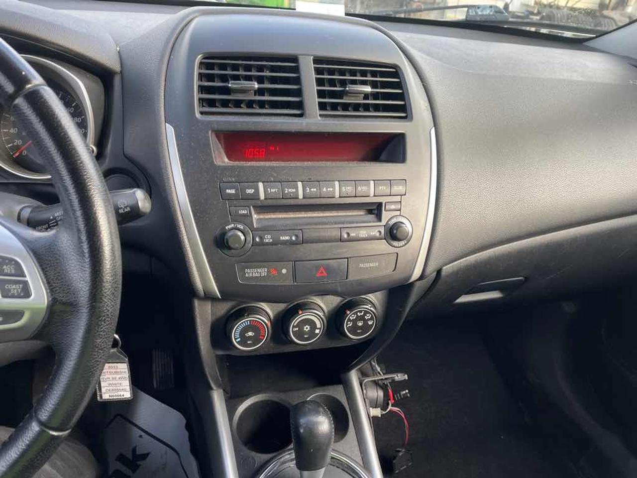2013 Mitsubishi RVR SE Photo