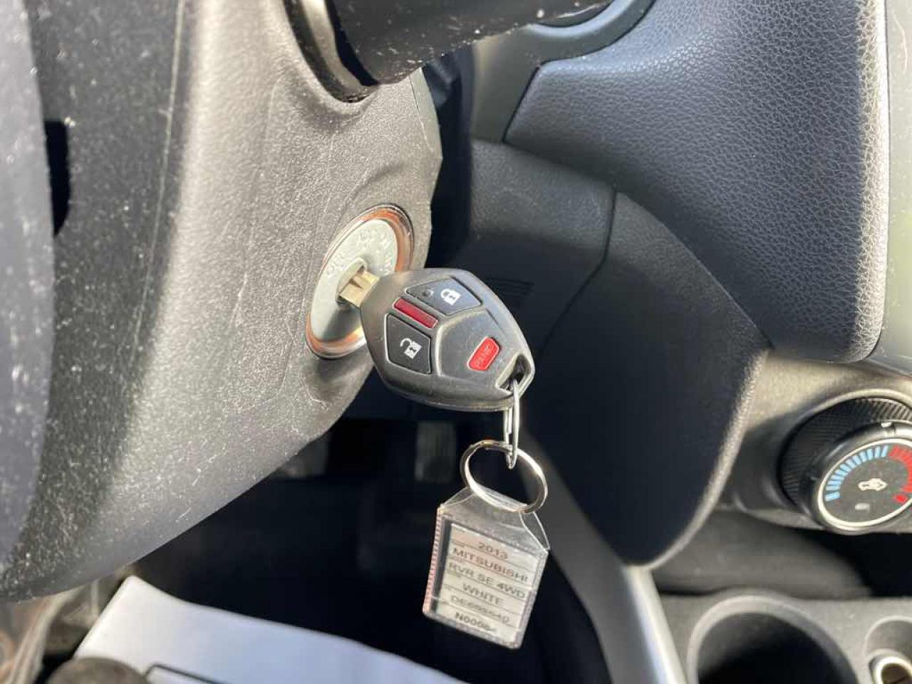 2013 Mitsubishi RVR SE - Photo #11