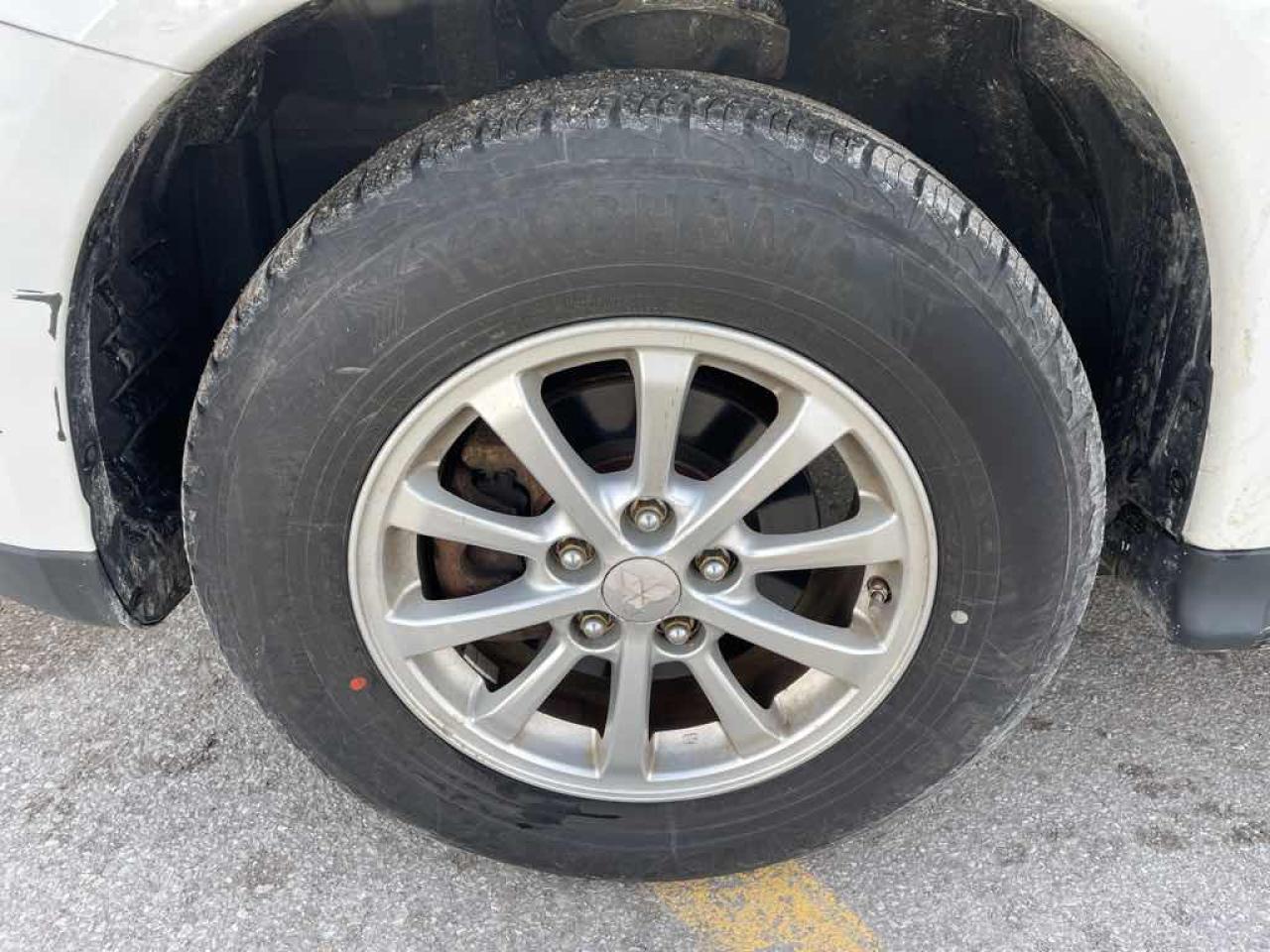 2013 Mitsubishi RVR SE - Photo #14