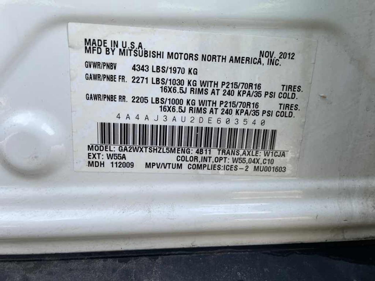 2013 Mitsubishi RVR SE Photo