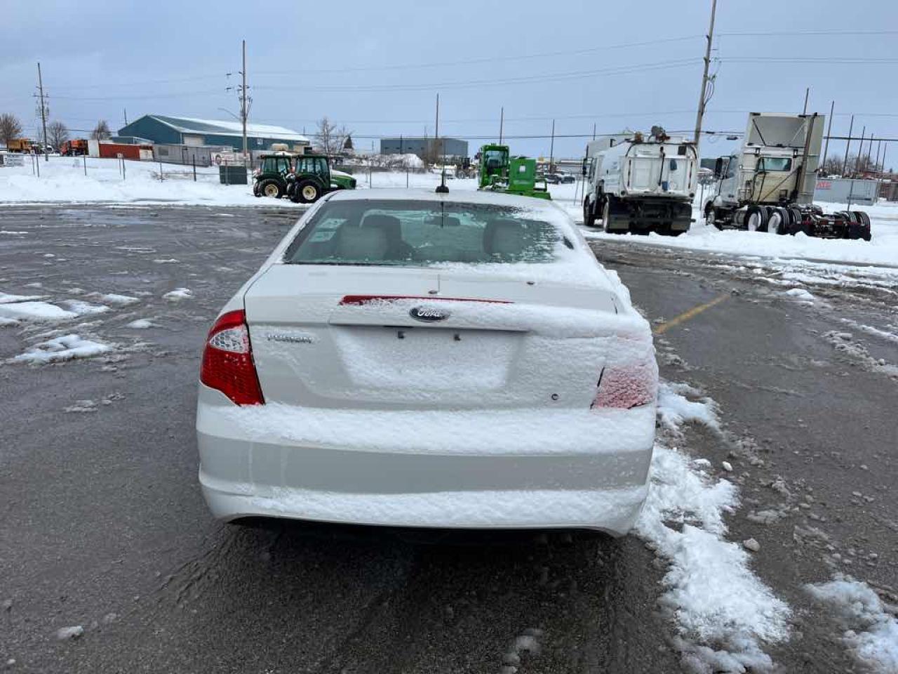 2012 Ford Fusion S - Photo #5