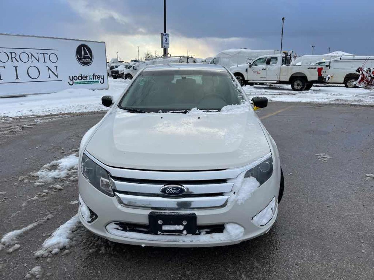 2012 Ford Fusion S - Photo #2