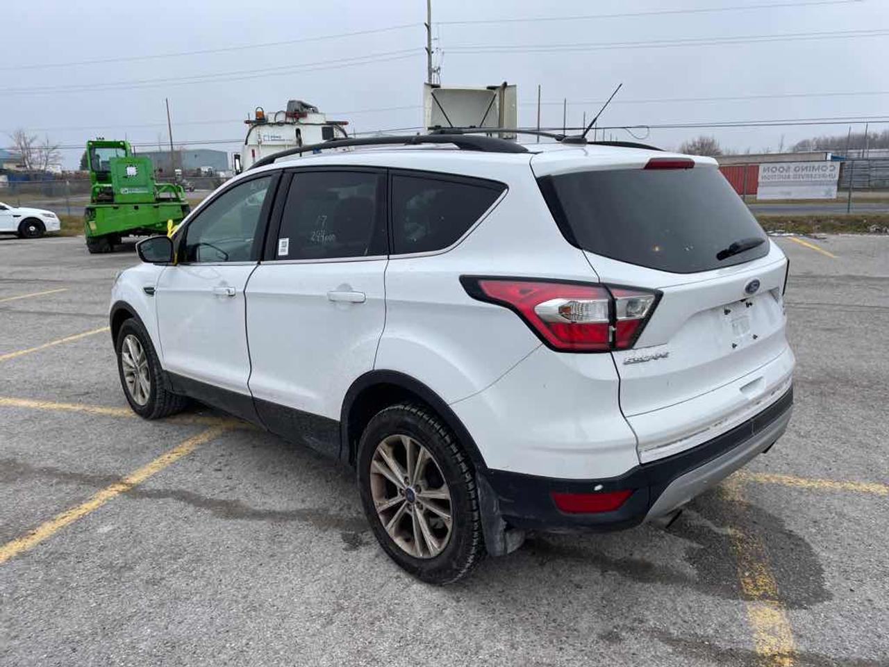 2017 Ford Escape SE Photo