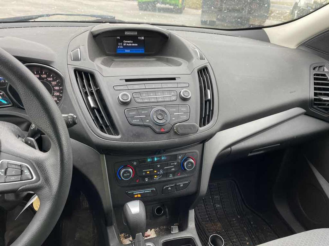 2017 Ford Escape SE Photo