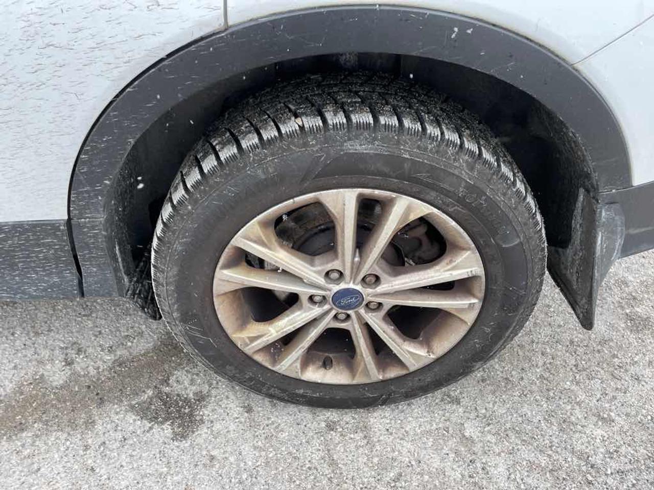 2017 Ford Escape SE Photo