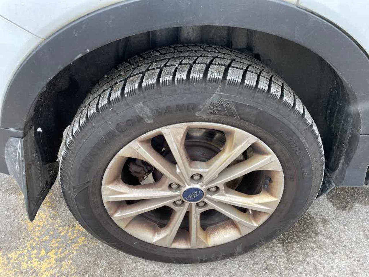 2017 Ford Escape SE Photo