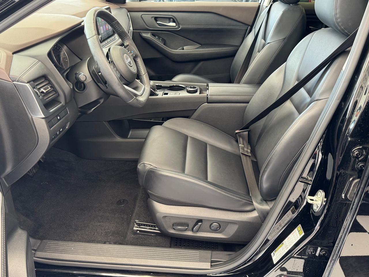 2023 Nissan Rogue SV Premium AWD Midnight Edition+CLEAN CARFAX Photo23