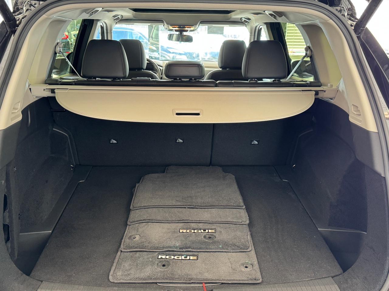 2023 Nissan Rogue SV Premium AWD Midnight Edition+CLEAN CARFAX Photo91