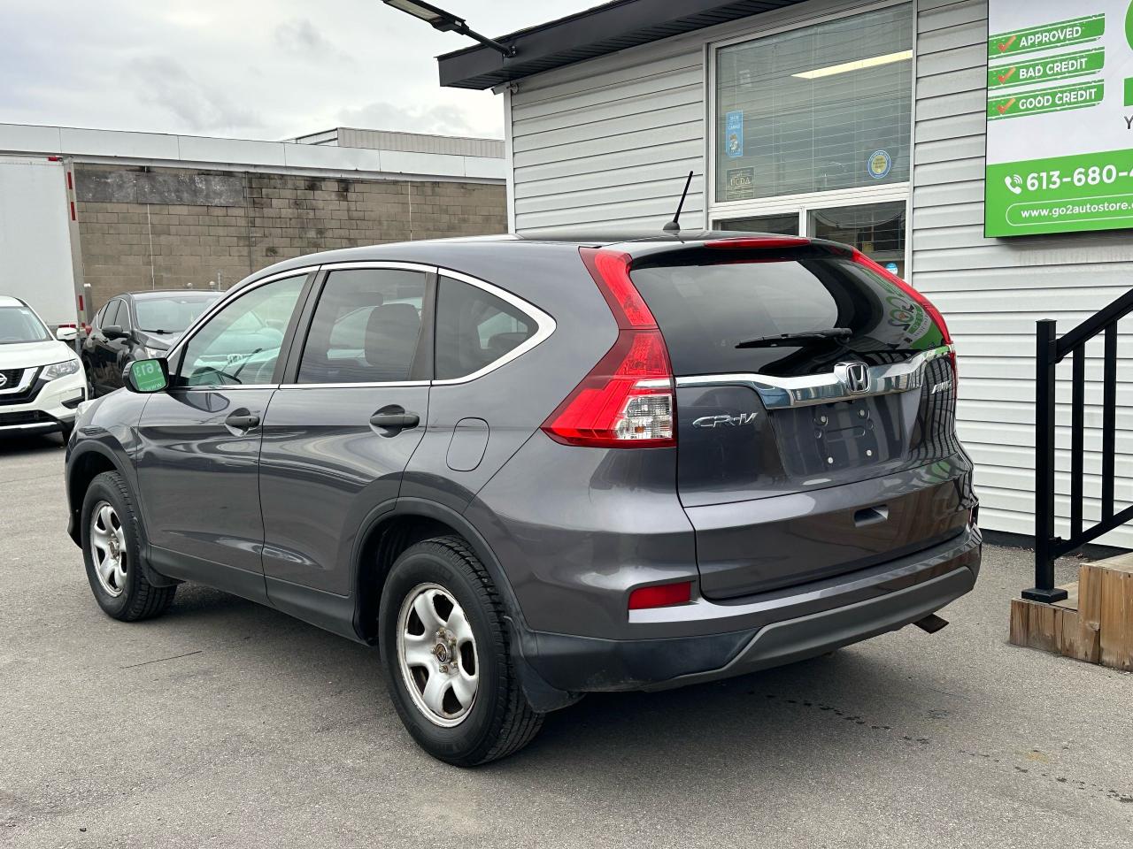 2016 Honda CR-V LX - Photo #6