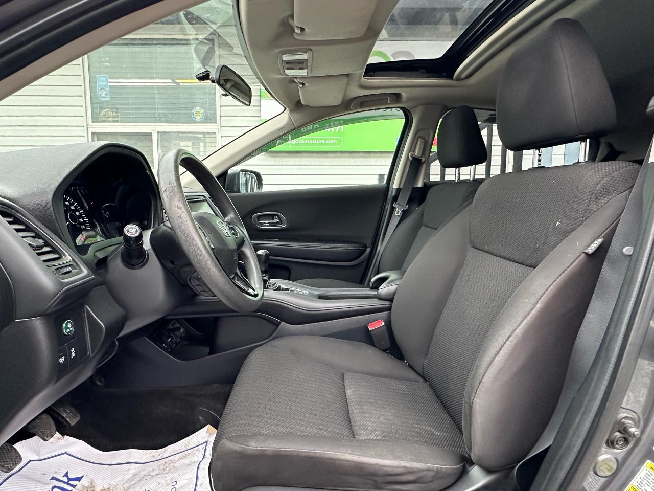 2016 Honda HR-V EX - Photo #9