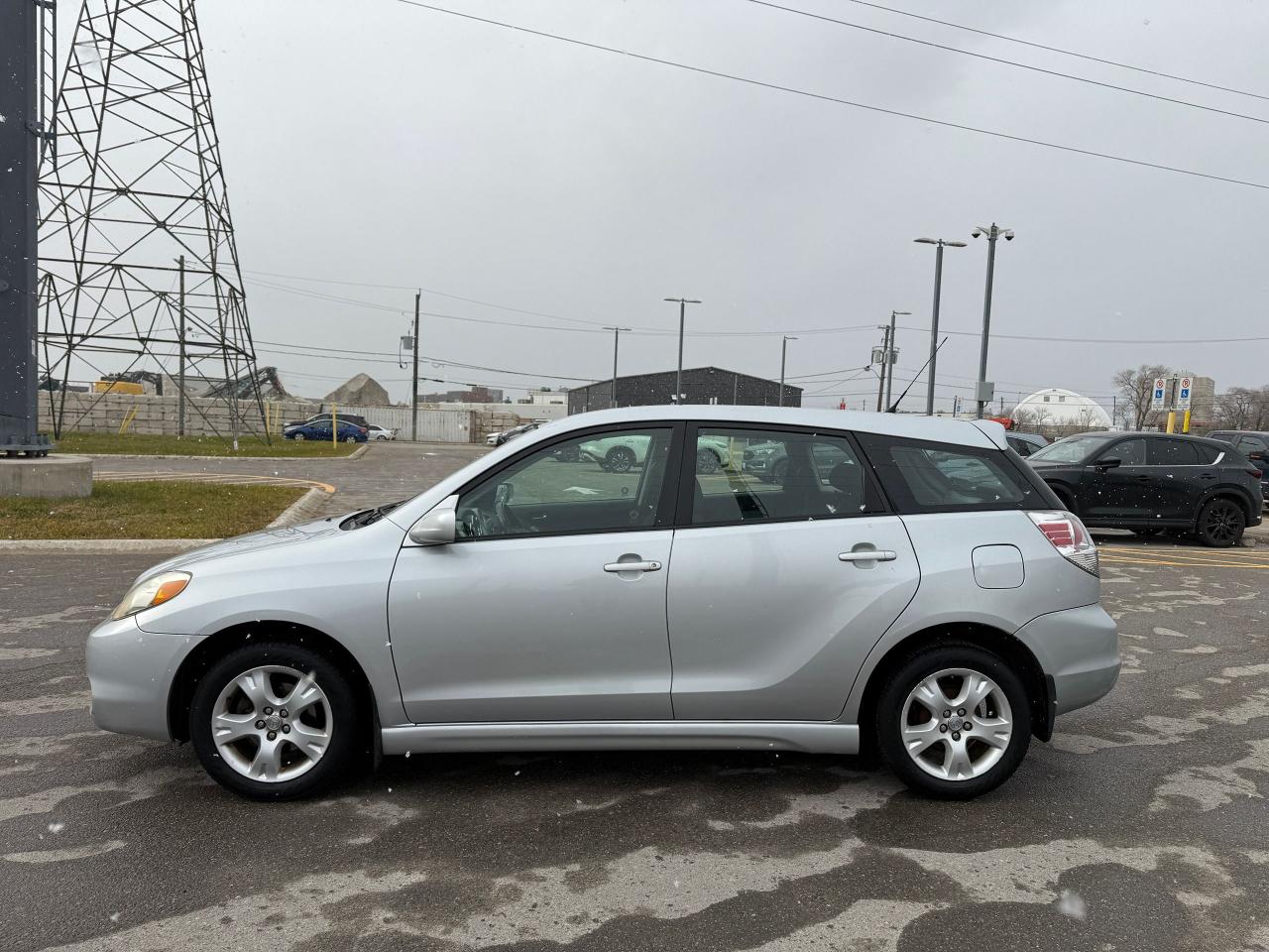 2006 Toyota Matrix XR - Photo #5