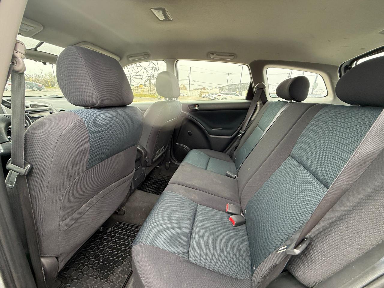 2006 Toyota Matrix XR - Photo #11