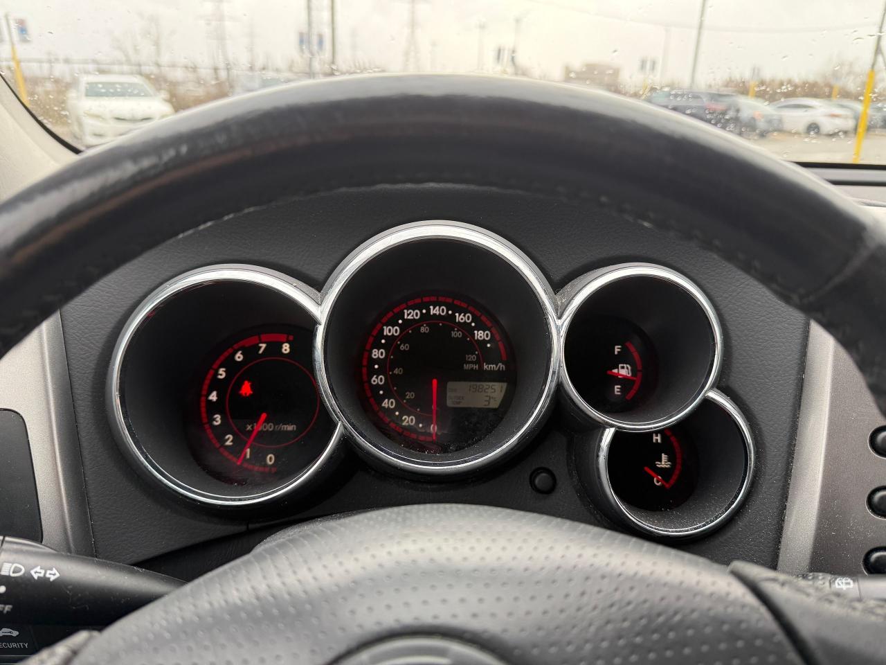 2006 Toyota Matrix XR - Photo #13