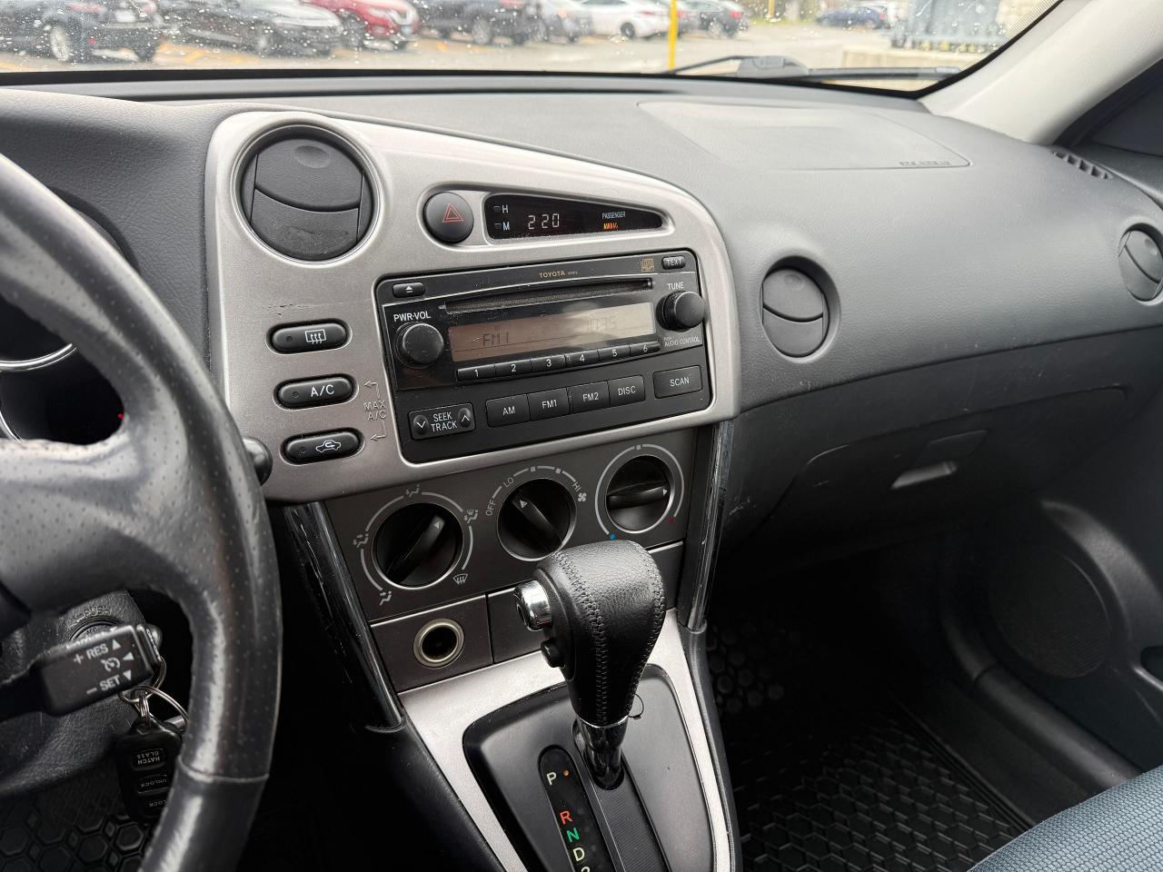 2006 Toyota Matrix XR - Photo #14