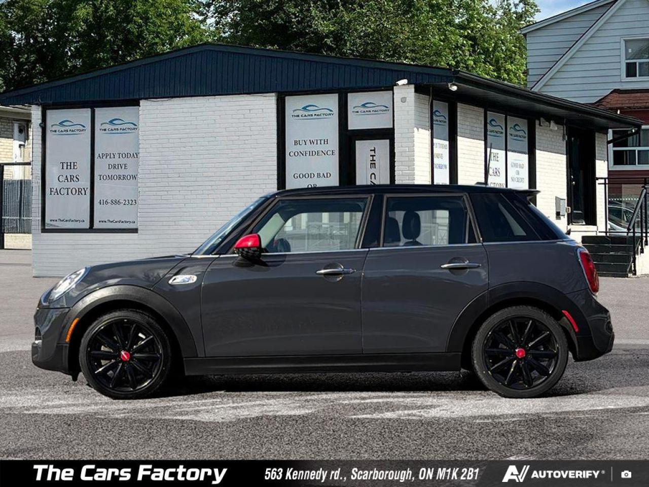 2016 MINI Cooper S 5DR HB / 6MT / 1-Owner / ONLY 85,214 KM! - Photo #3