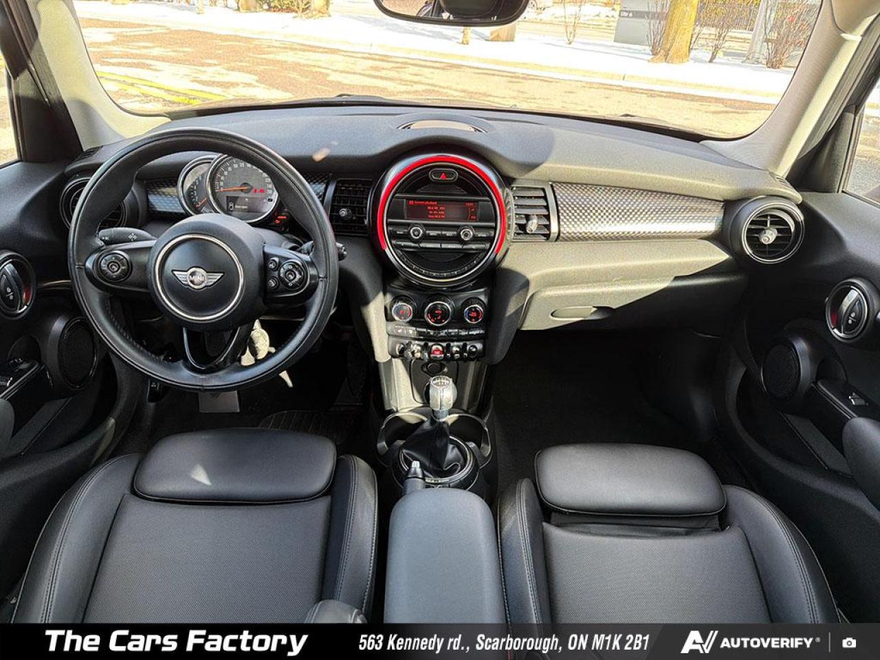 2016 MINI Cooper S 5DR HB / 6MT / 1-Owner / ONLY 85,214 KM! - Photo #24