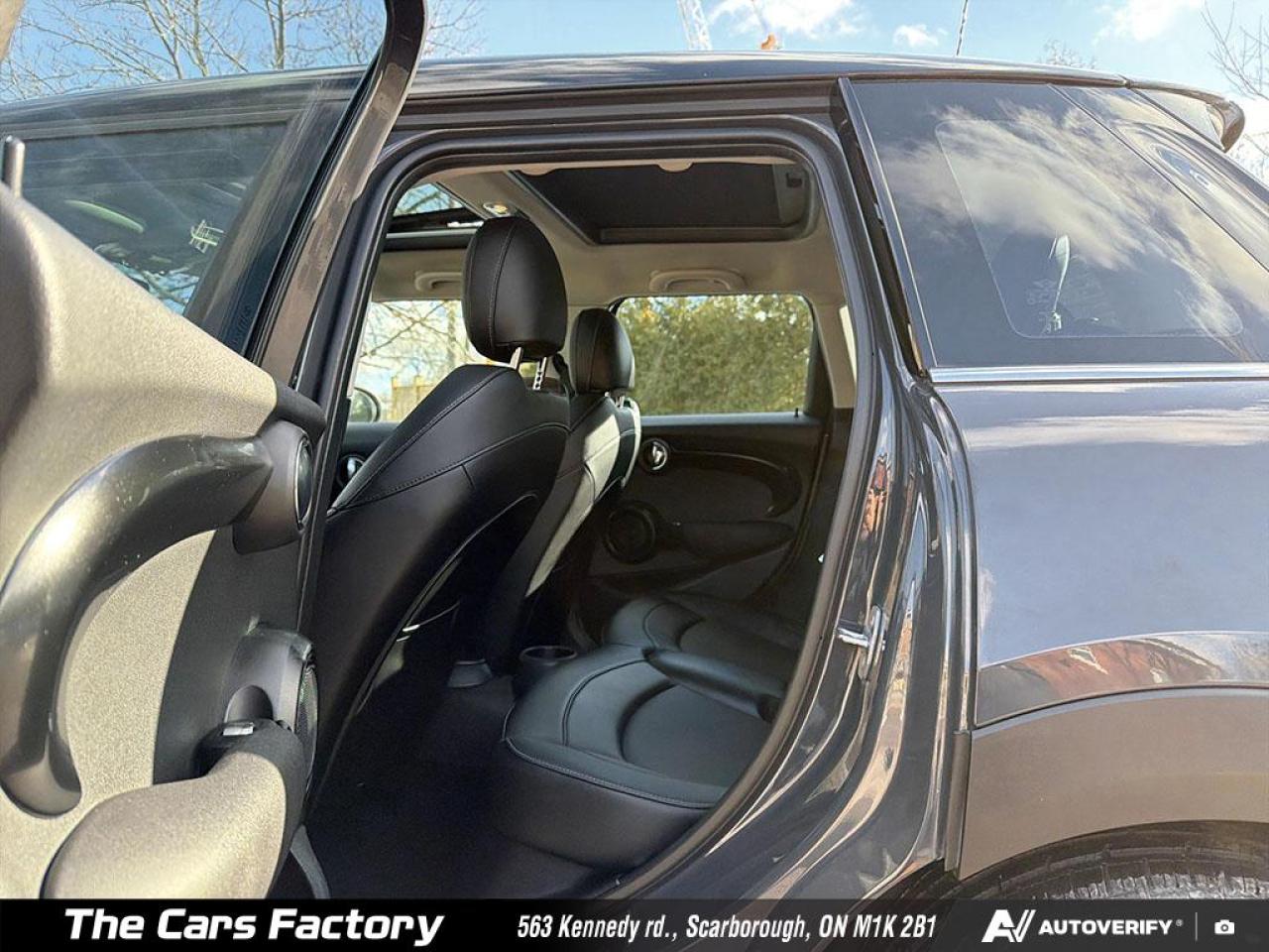 2016 MINI Cooper S 5DR HB / 6MT / 1-Owner / ONLY 85,214 KM! - Photo #23