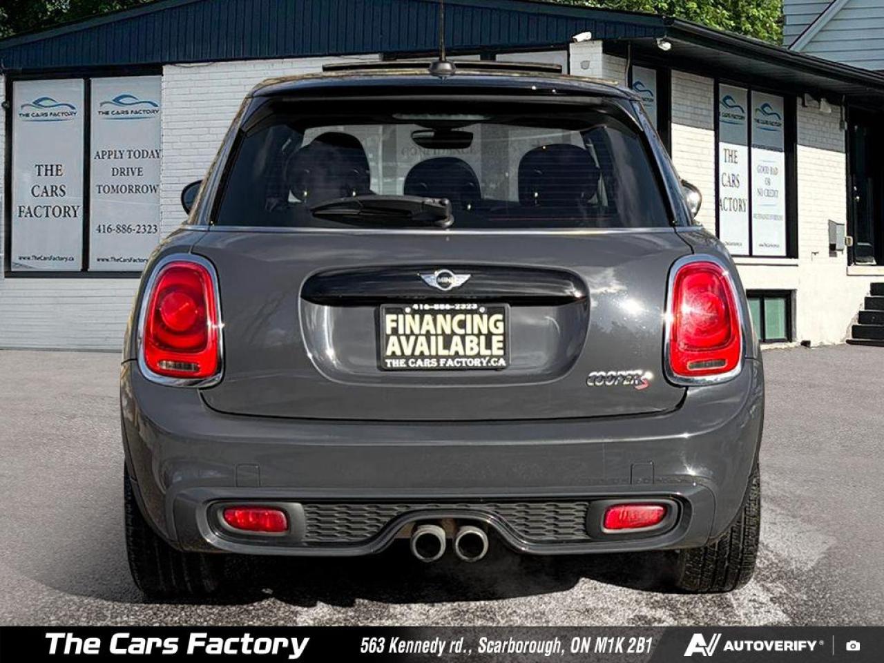 2016 MINI Cooper S 5DR HB / 6MT / 1-Owner / ONLY 85,214 KM! - Photo #5