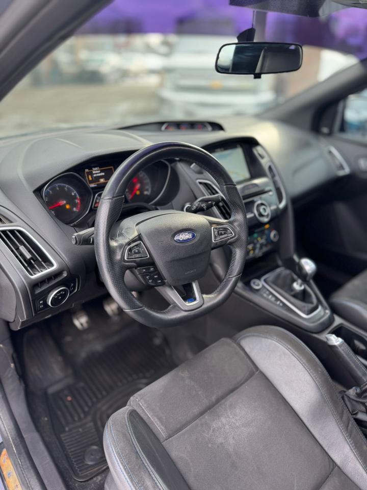 2017 Ford Focus Rs - Photo #7