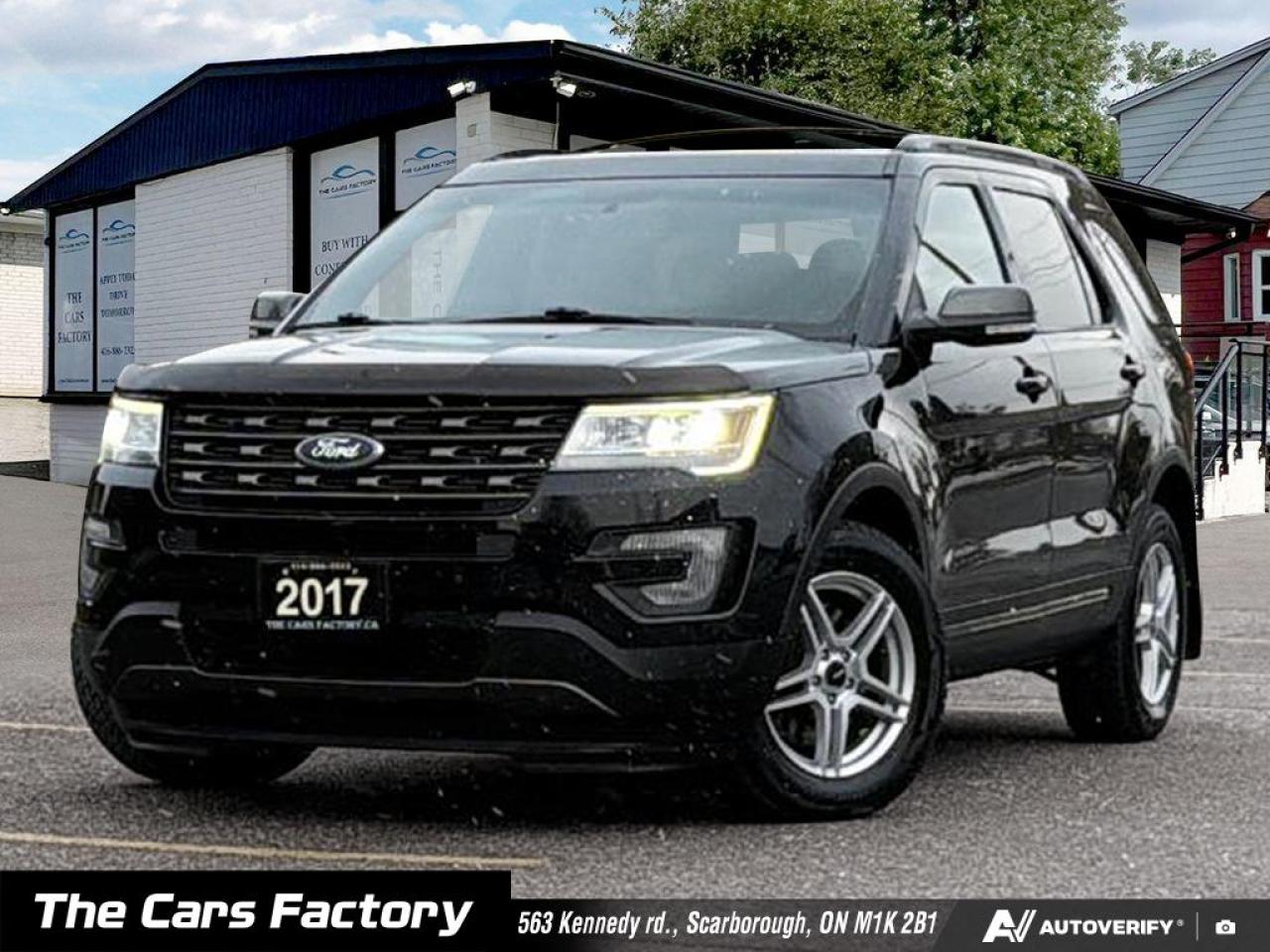 2017 Ford Explorer 4WD XLT Lether/ Apple Carplay / No Accident! Photo0