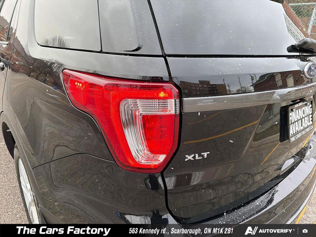 2017 Ford Explorer 4WD XLT Lether/ Apple Carplay / No Accident! Photo