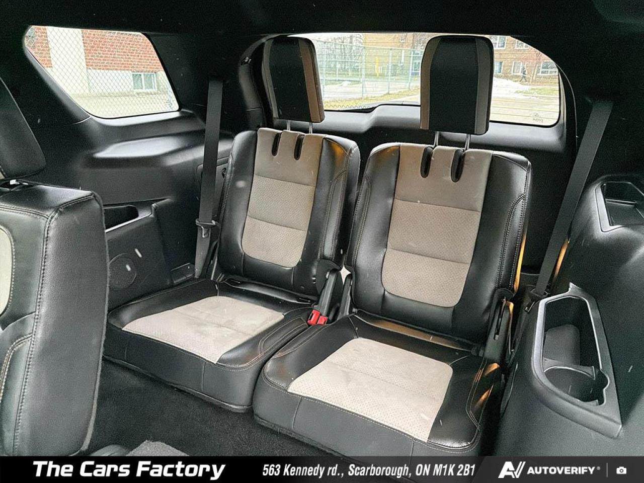 2017 Ford Explorer 4WD XLT Lether/ Apple Carplay / No Accident! Photo