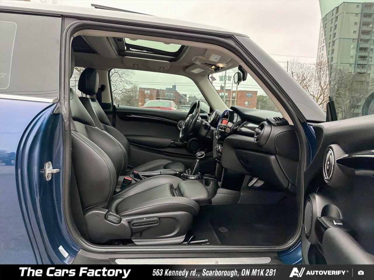 2016 MINI Cooper S Fun, Fast & Stylish - No Accident! Photo