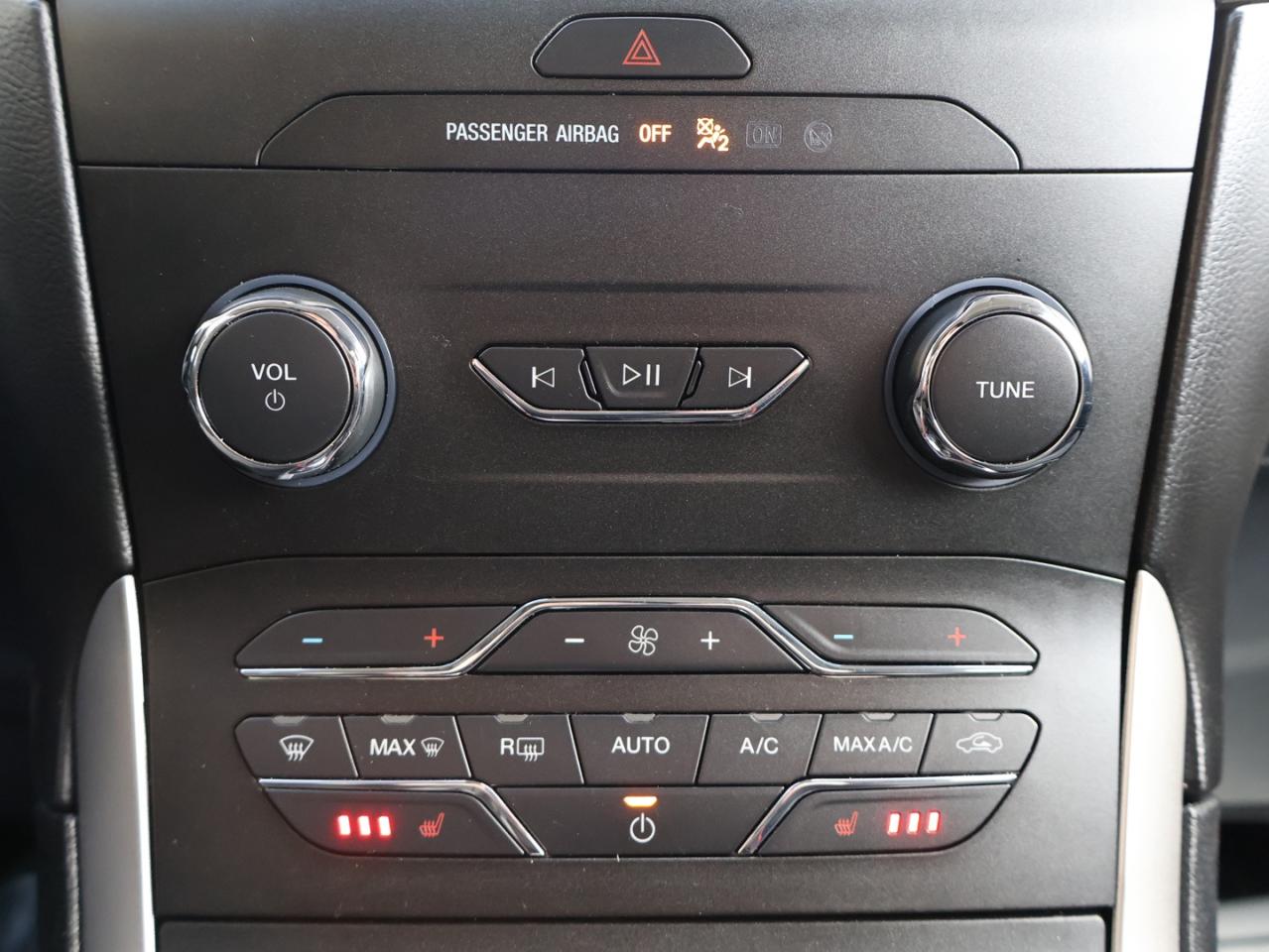 2020 Ford Edge SEL AWD CERTIFIED *ACCIDENT FREE* CAMERA NAV BLUETOOTH HEATED SEATS CRUISE ALLOYS Photo