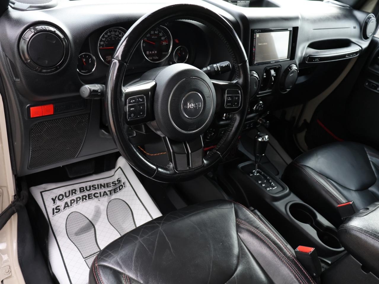 2018 Jeep Wrangler V6 UNLIMITED RUBICON 4WD *JEEP MAINTAIN* BLUETOOTH LEATHER HEATED SEATS CRUISE ALLOYS - Photo #8