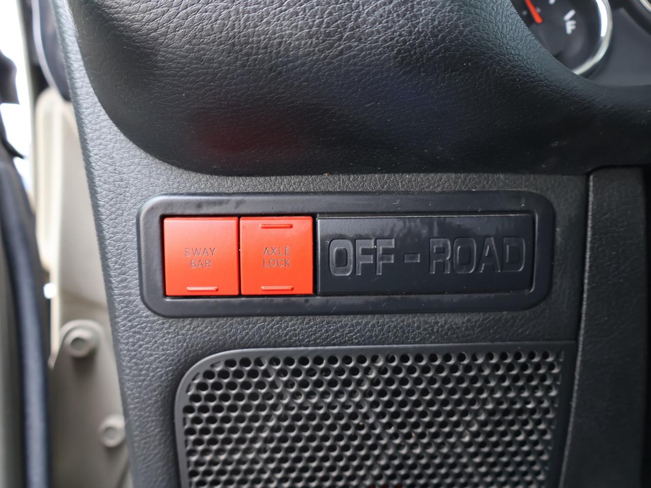 2018 Jeep Wrangler V6 UNLIMITED RUBICON 4WD *JEEP MAINTAIN* BLUETOOTH LEATHER HEATED SEATS CRUISE ALLOYS Photo